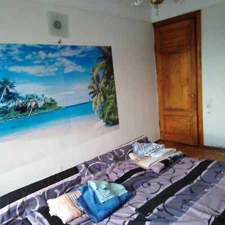 Hostel Levan Tbilisi Ngoại thất bức ảnh